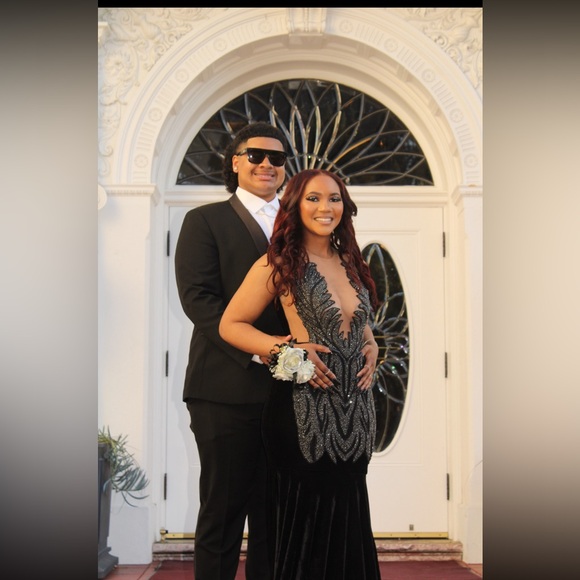 Melissa Prom Dress From Algist - Picture 2 of 10